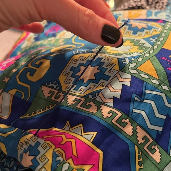 Trina Turk Colorful Patterned Silk Shift Dress, Women’s Size 0 - Picture 9 of 9